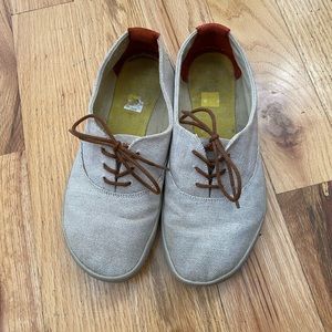 Beige size 39 Vivobarefoot shoes. Minimalist and barefoot friendly.